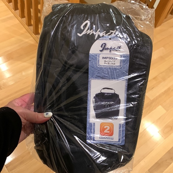 NWT Black Vertical Impact Insulated Lunch Bag - Picture 10 of 11